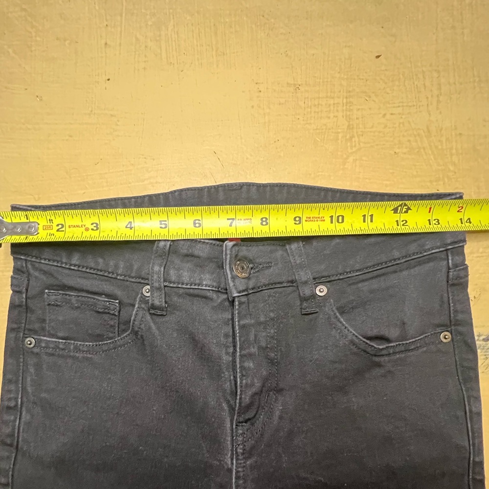 Uniqlo Mid Rise Boot Cut Jeans - Picture 9 of 12